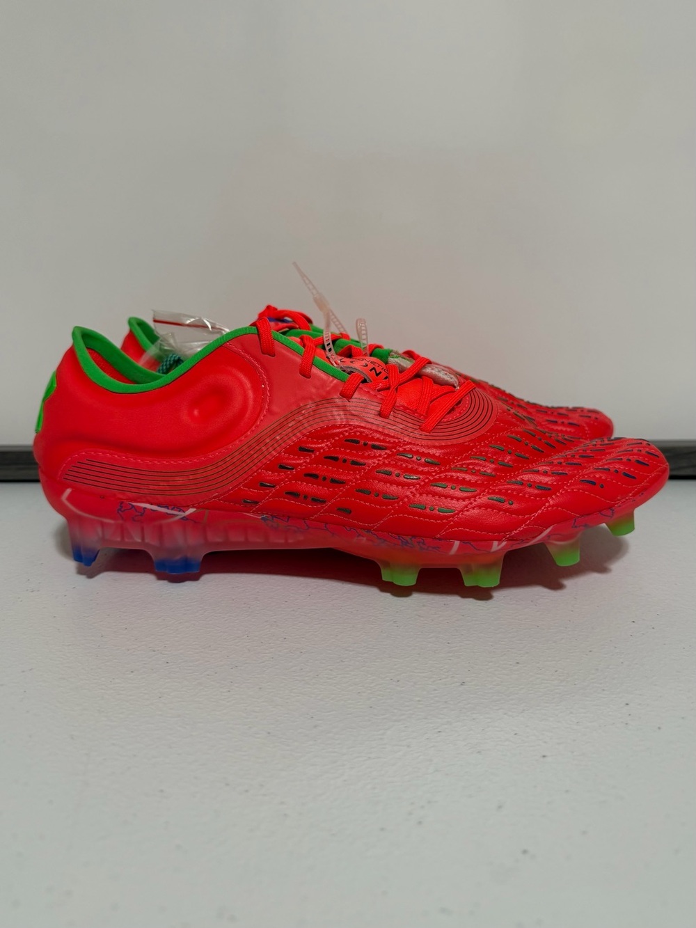 Under Armour Magnetico Elite 3 FG Women’s Soccer Cleats-Size 10 New